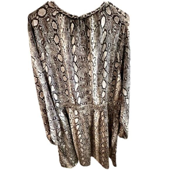 NWT Michael Kors above knee Cocktail Dress. Snake print  Size 3X. - Picture 9 of 13